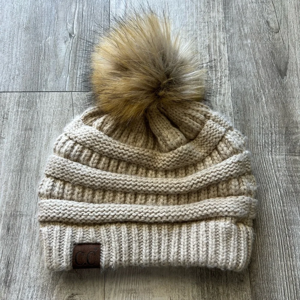 CC Beige Cable Knit Pom Pom Beanie Faux Fur Winter Hat Chunky OS